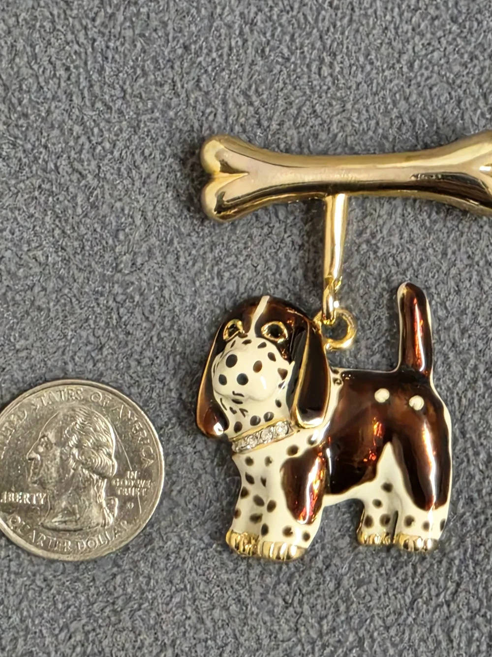 Brown White Spotted Hound Dog Bone Dangle Brooch Rhinestone Collar Pin New